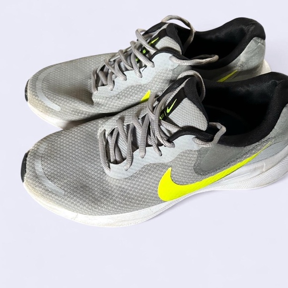 Nike Gray and Neon Yellow Sneakers - Picture 2 of 6